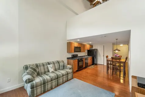 48 Landing Lane Laconia NH 03246