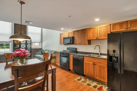 48 Landing Lane Laconia NH 03246