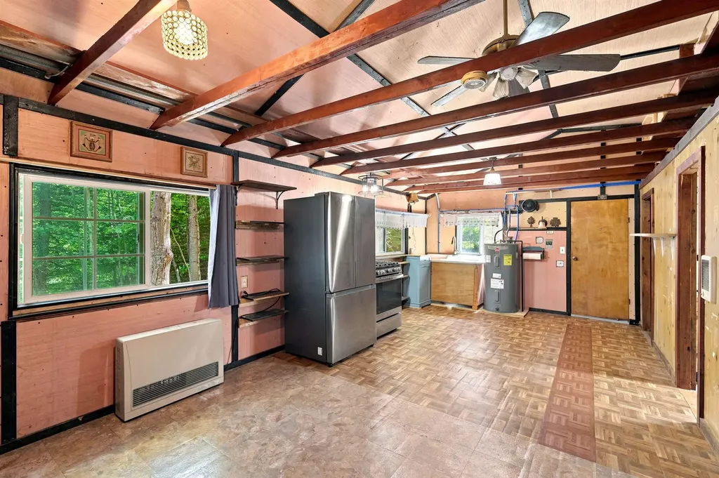 9 Berry Road Loudon NH 03307