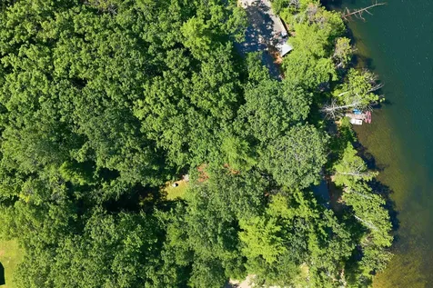 9 Berry Road Loudon NH 03307