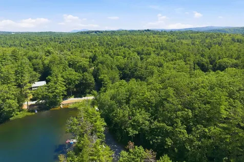 9 Berry Road Loudon NH 03307