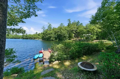 9 Berry Road Loudon NH 03307