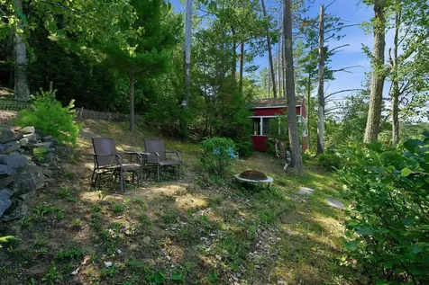 9 Berry Road Loudon NH 03307