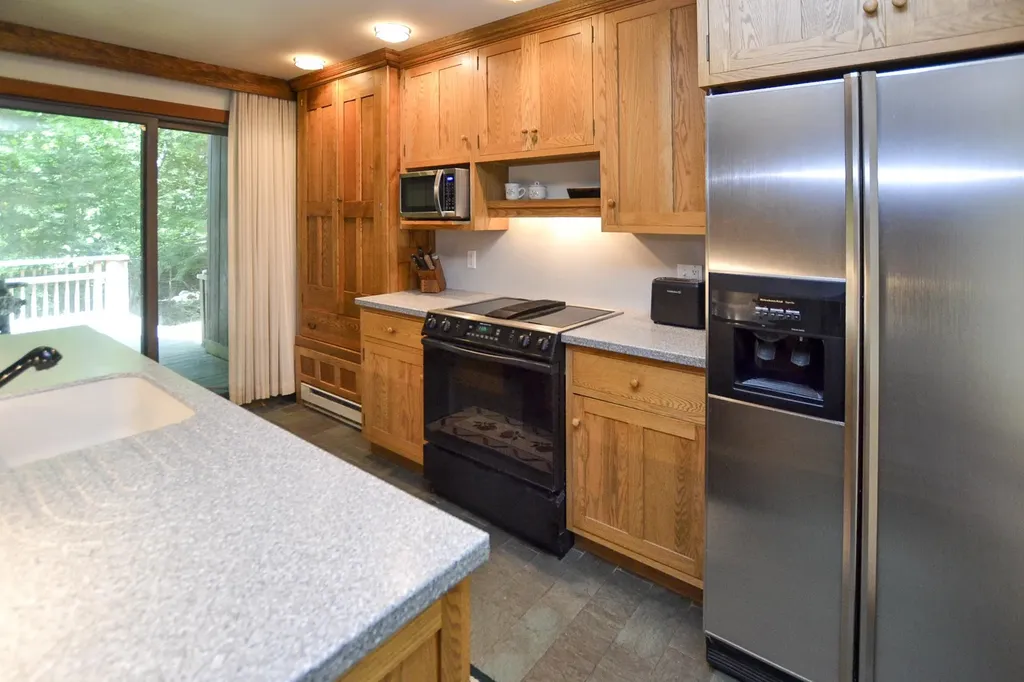 4643 Battleground Road Fayston VT 05673