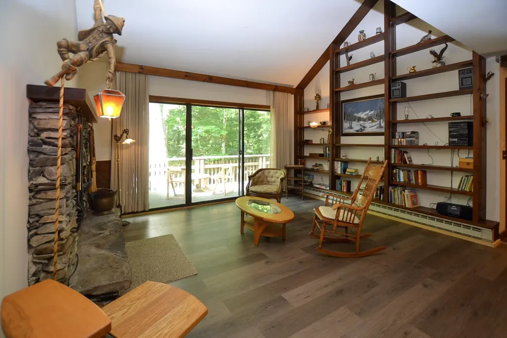 4643 Battleground Road Fayston VT 05673