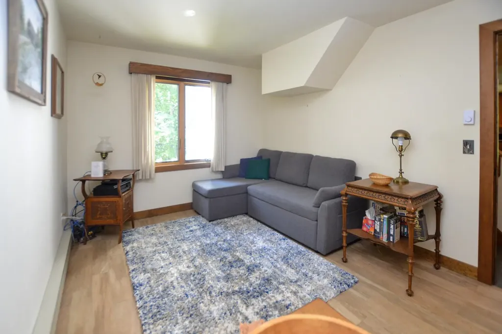 4643 Battleground Road Fayston VT 05673