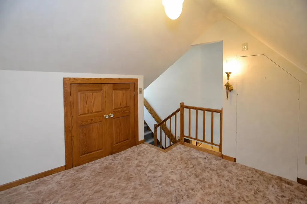 4643 Battleground Road Fayston VT 05673