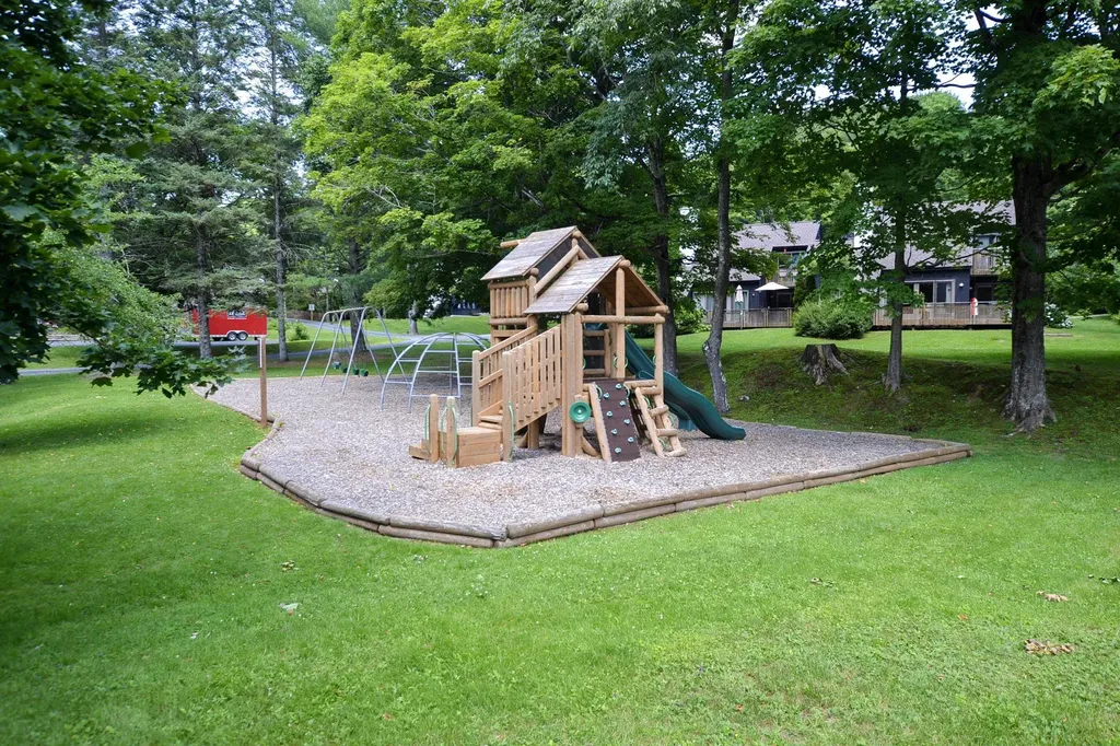 4643 Battleground Road Fayston VT 05673