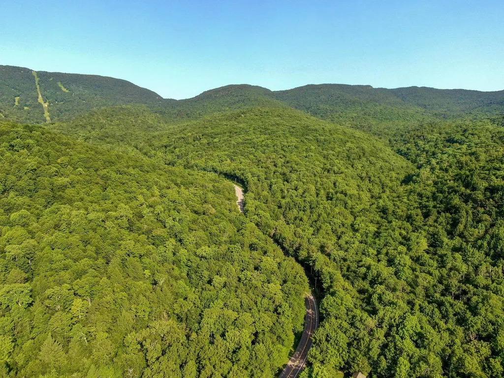 4643 Battleground Road Fayston VT 05673