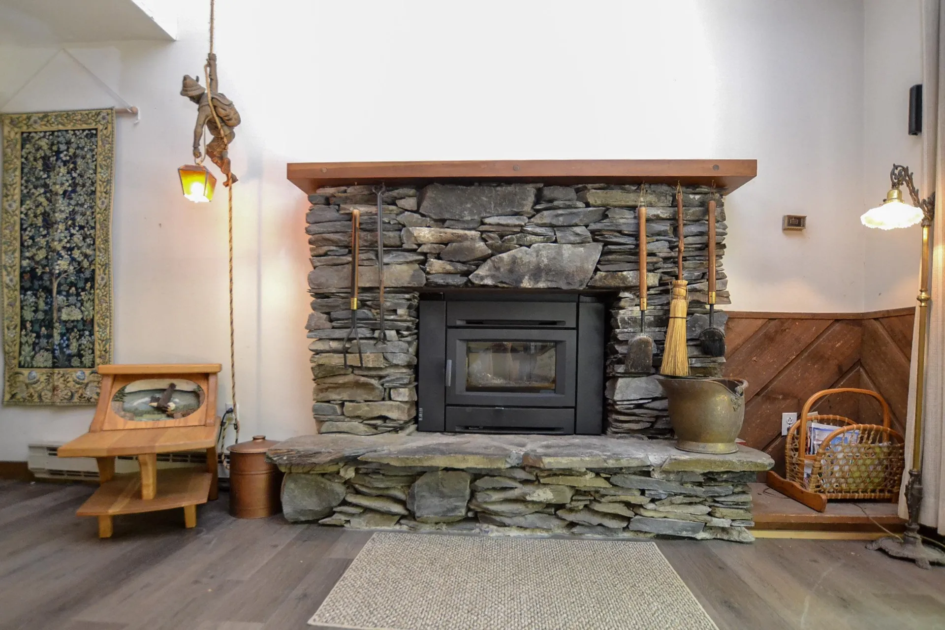 4643 Battleground Road Fayston VT 05673
