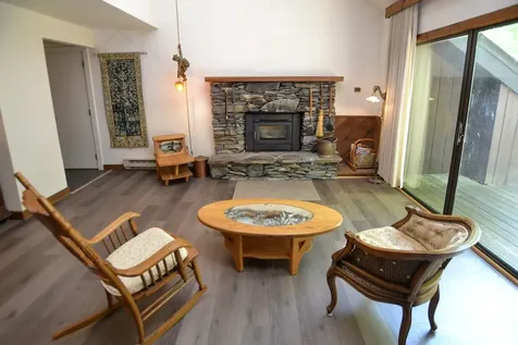 4643 Battleground Road Fayston VT 05673