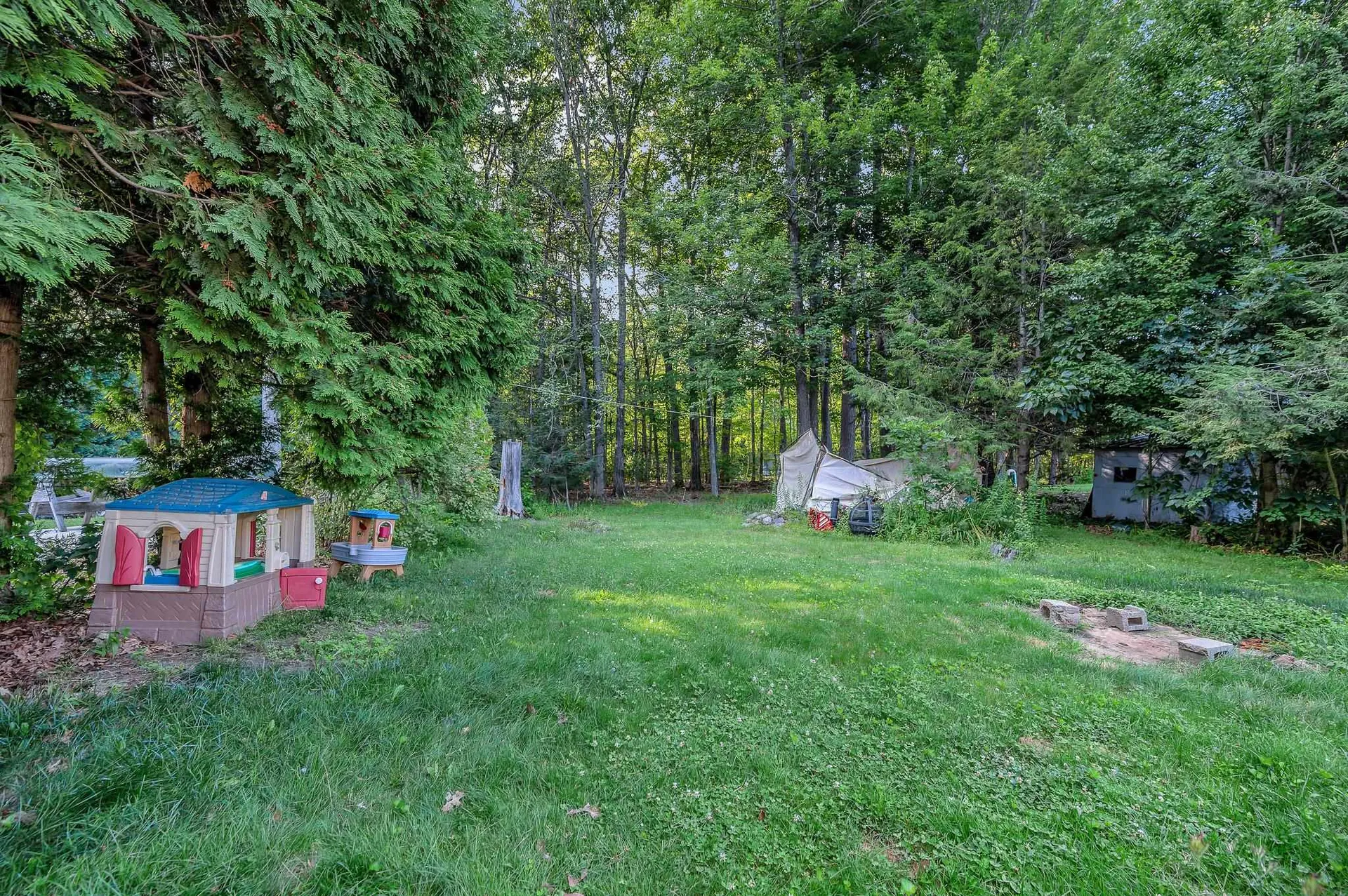 605 Chases Grove Road Derry NH 03038