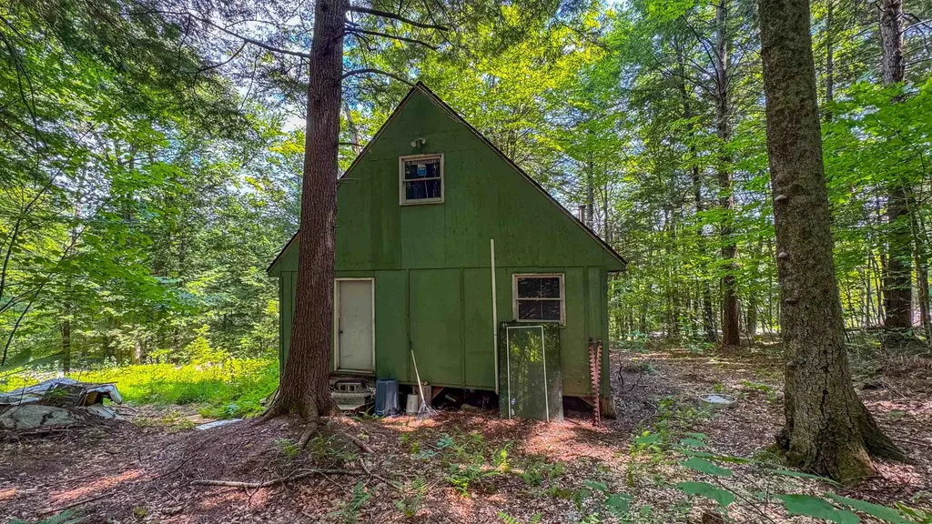 148 Summit View Drive Tamworth NH 03886