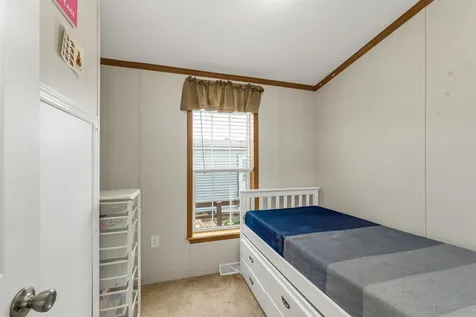 19 Brookwood Drive Salem NH 03079