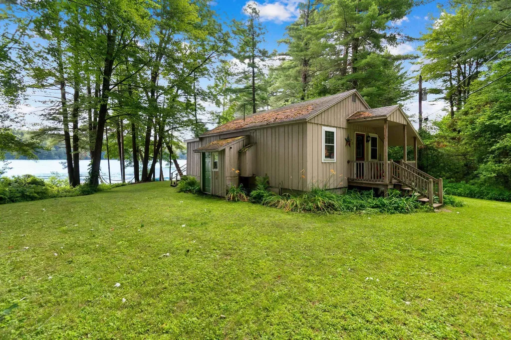 15 Shore Road Milton VT 05468