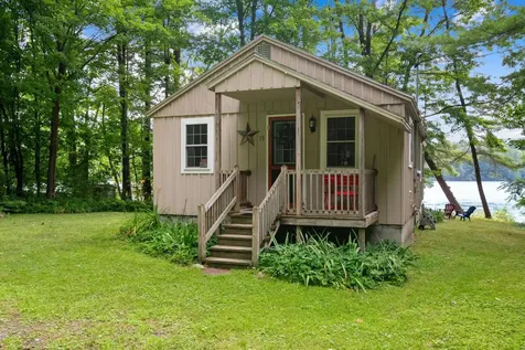 15 Shore Road Milton VT 05468