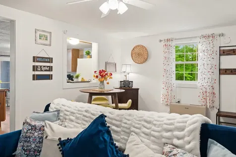 15 Shore Road Milton VT 05468
