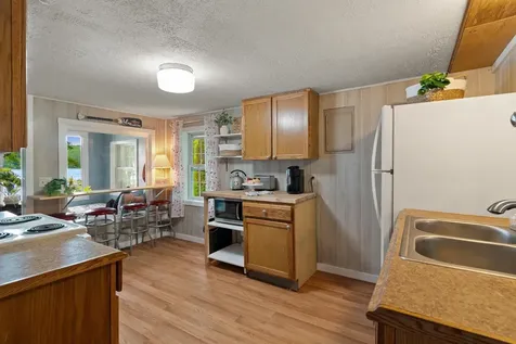 15 Shore Road Milton VT 05468