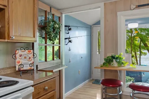 15 Shore Road Milton VT 05468