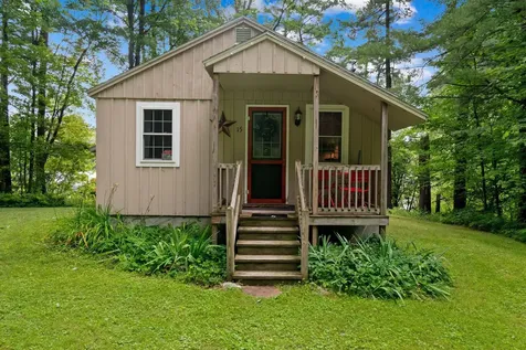 15 Shore Road Milton VT 05468