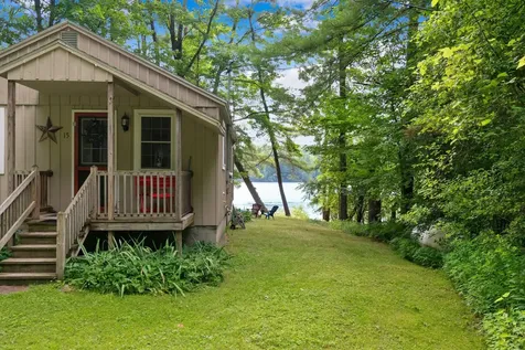15 Shore Road Milton VT 05468