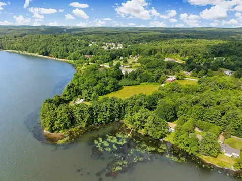 15 Shore Road Milton VT 05468