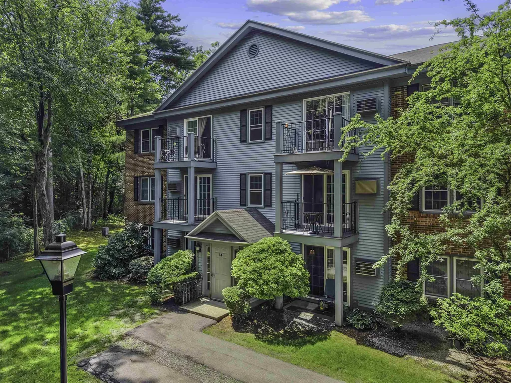 16 Northbrook Drive Manchester NH 03102