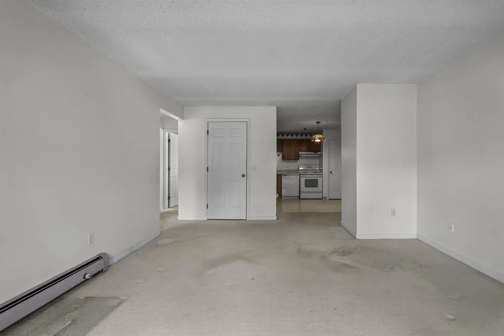 16 Northbrook Drive Manchester NH 03102