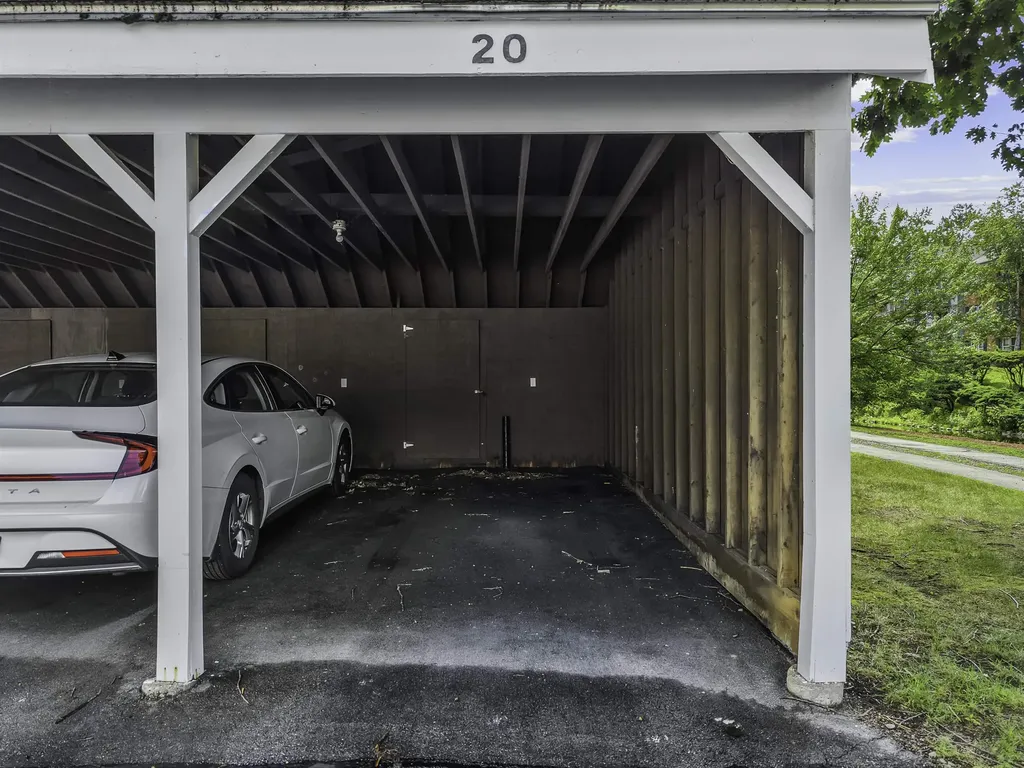 16 Northbrook Drive Manchester NH 03102