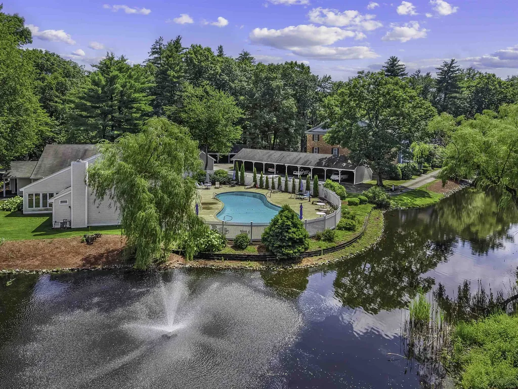 16 Northbrook Drive Manchester NH 03102