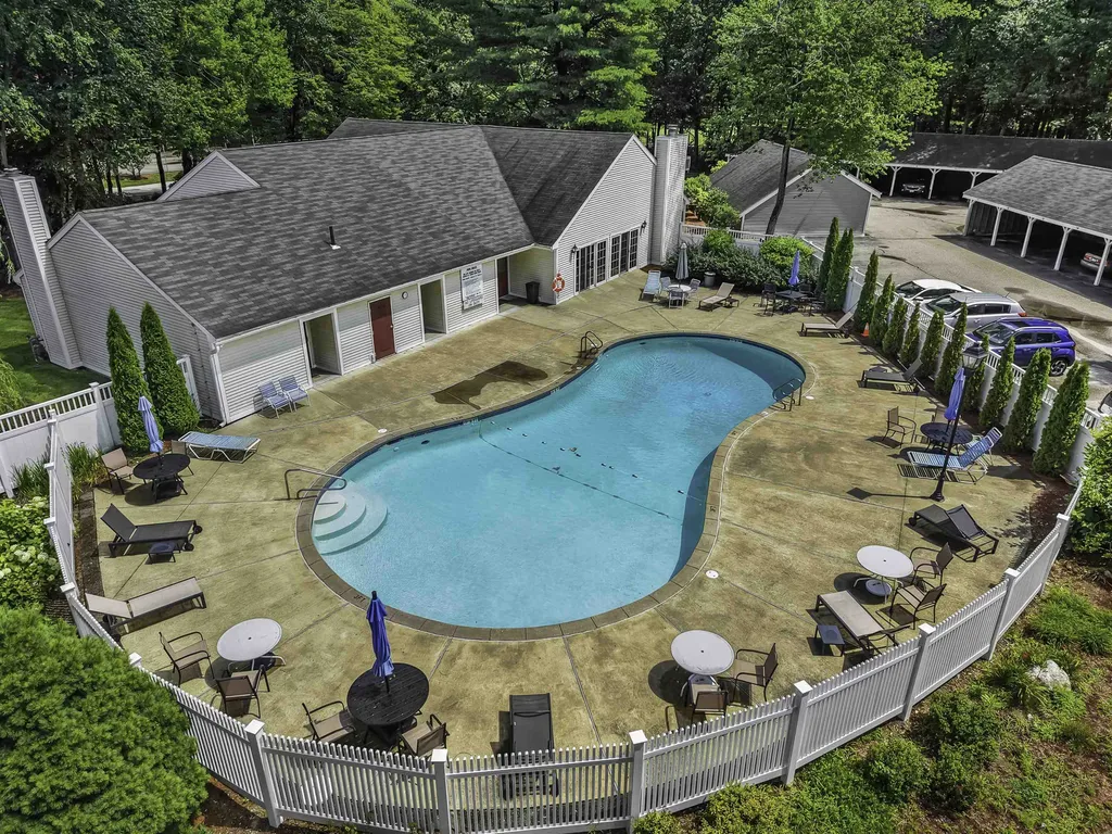 16 Northbrook Drive Manchester NH 03102