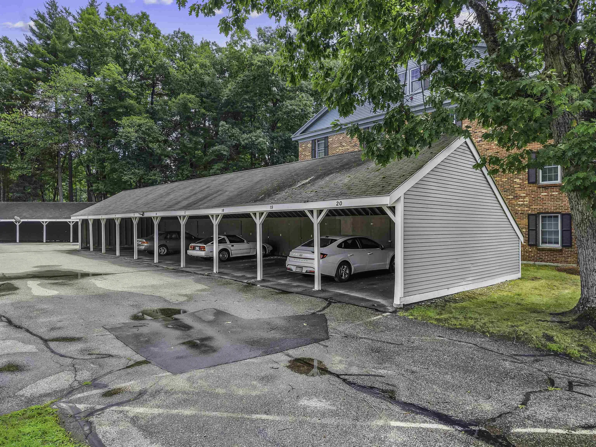 16 Northbrook Drive Manchester NH 03102