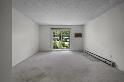 16 Northbrook Drive Manchester NH 03102