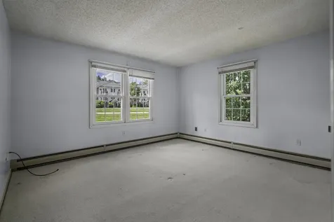 16 Northbrook Drive Manchester NH 03102