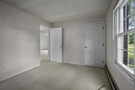 16 Northbrook Drive Manchester NH 03102