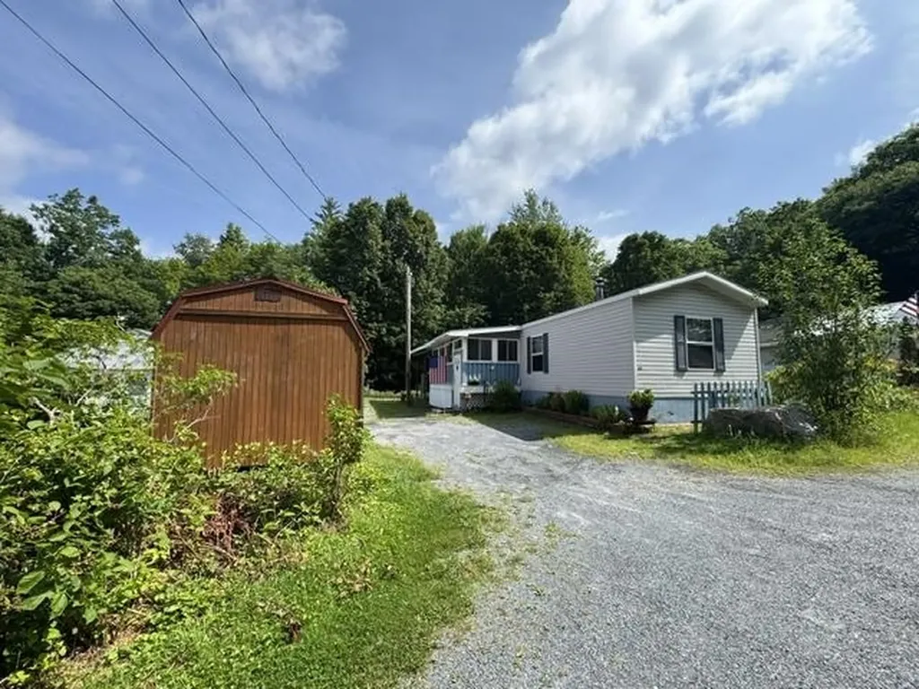 60 Tori Lane Bennington VT 05201