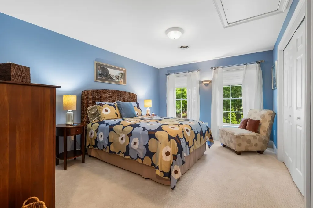 56 Windsor Green Road Greenland NH 03840