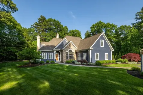 56 Windsor Green Road Greenland NH 03840