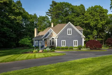 56 Windsor Green Road Greenland NH 03840