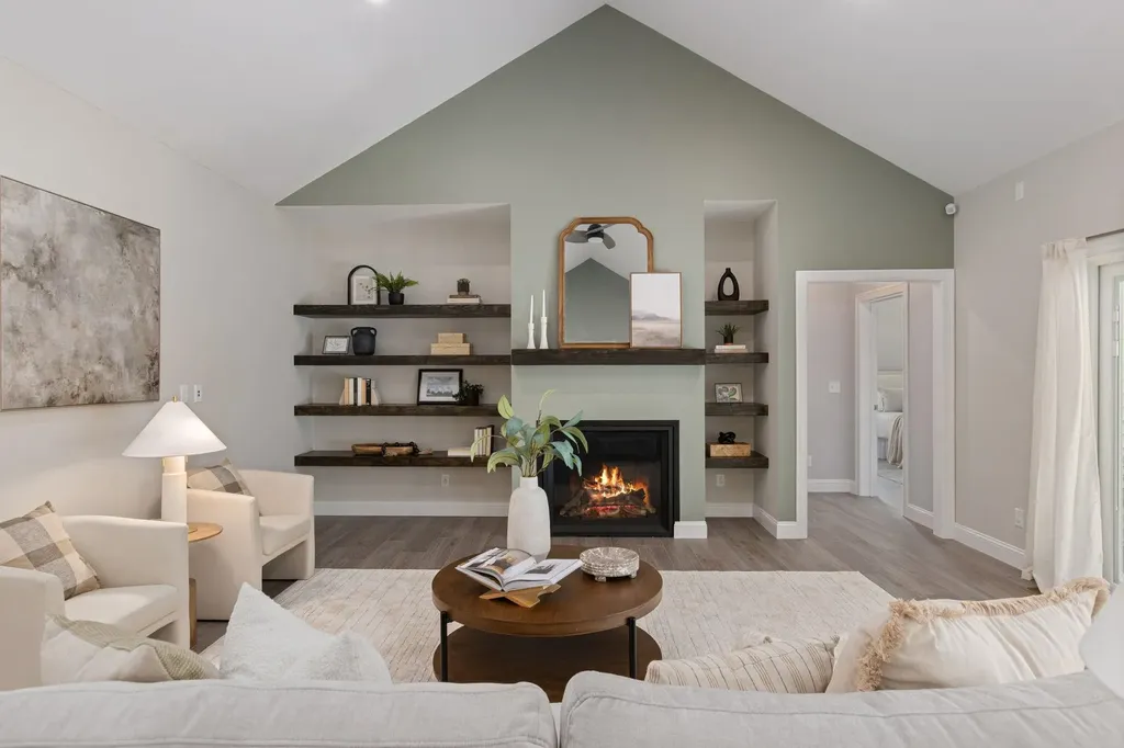 7 Lilac Ridge Road Windham NH 03087