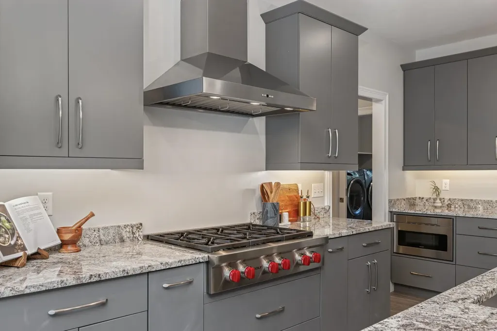 7 Lilac Ridge Road Windham NH 03087