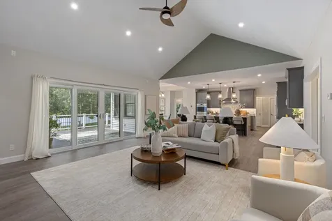 7 Lilac Ridge Road Windham NH 03087