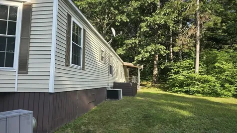 44 Gooseberry Circle Rochester NH 03867