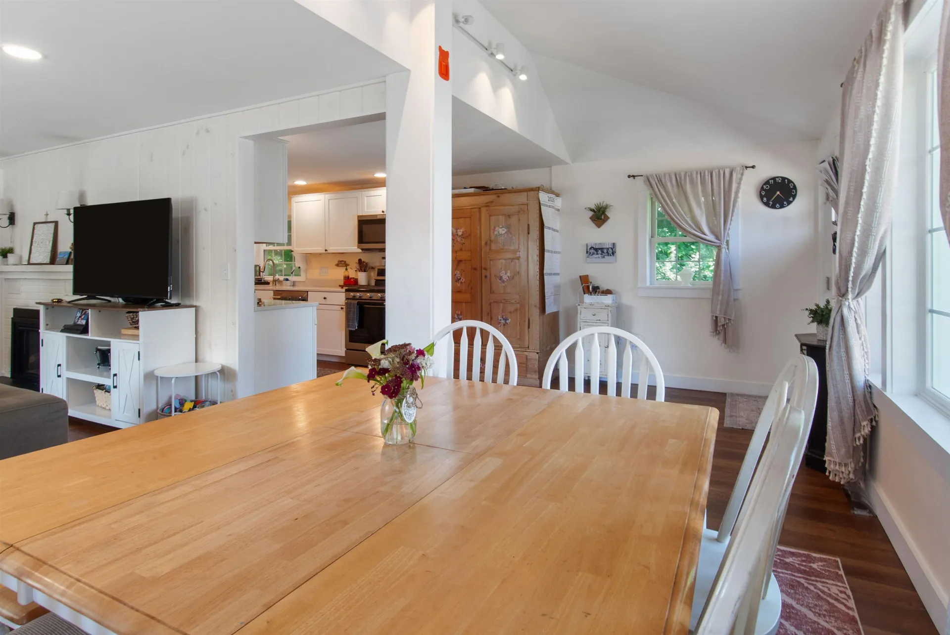 25 Old Lakeview Terrace Wolfeboro NH 03894