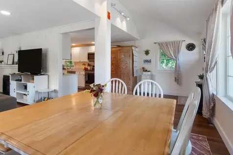 25 Old Lakeview Terrace Wolfeboro NH 03894