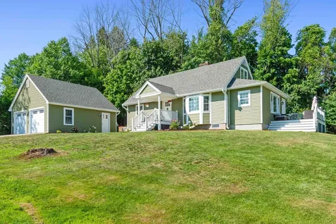 25 Old Lakeview Terrace Wolfeboro NH 03894