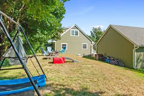 25 Old Lakeview Terrace Wolfeboro NH 03894