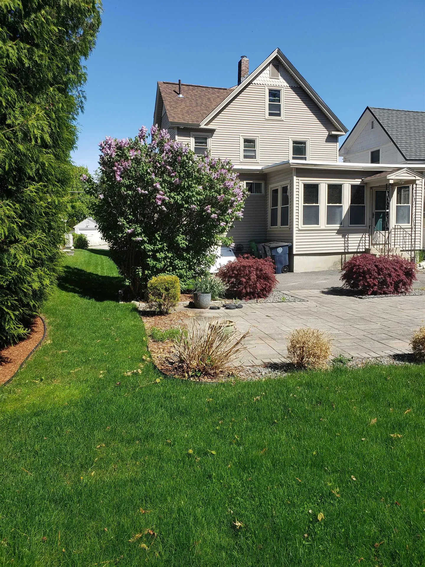 11 Taylor Street Nashua NH 03060