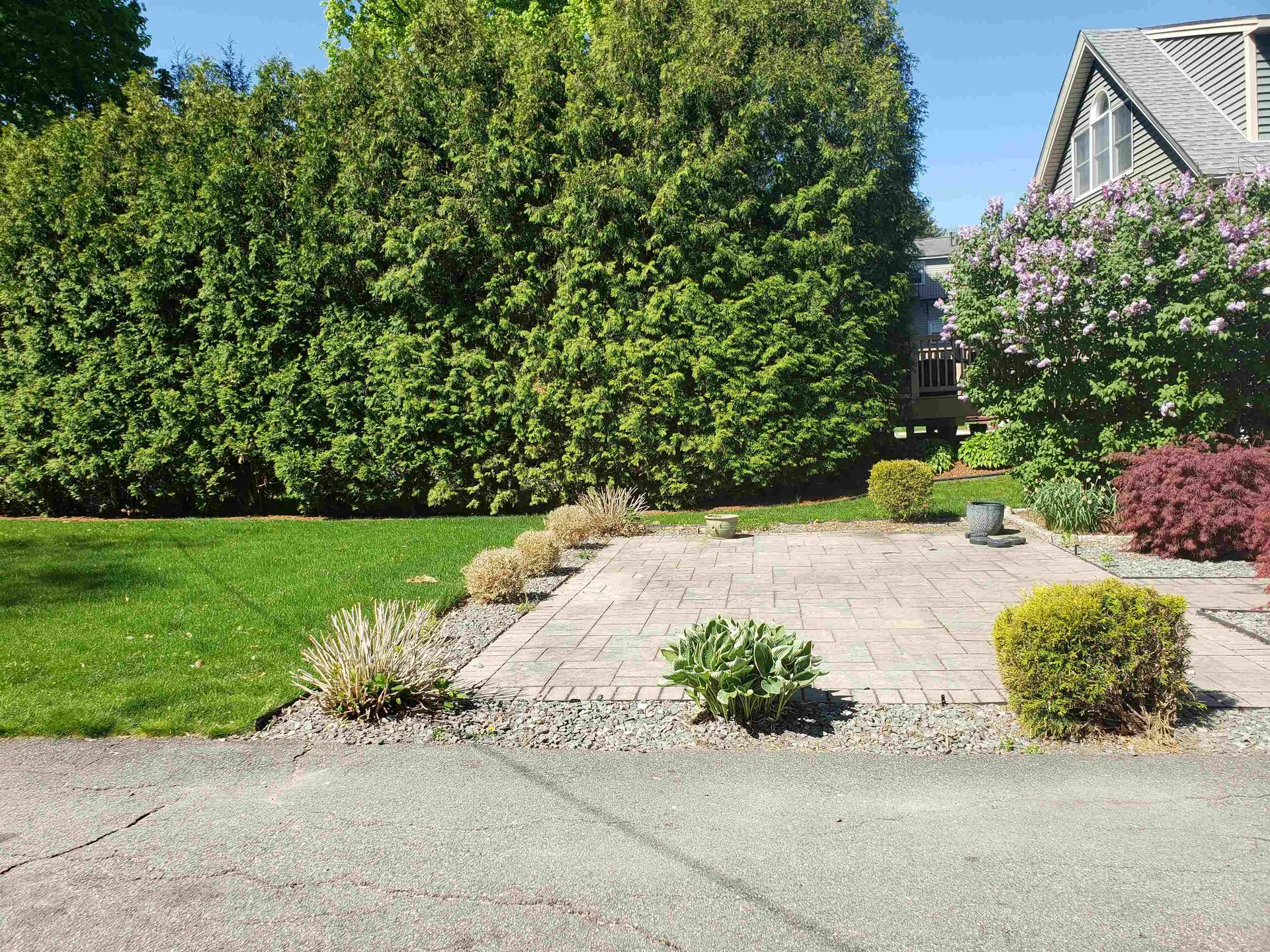 11 Taylor Street Nashua NH 03060