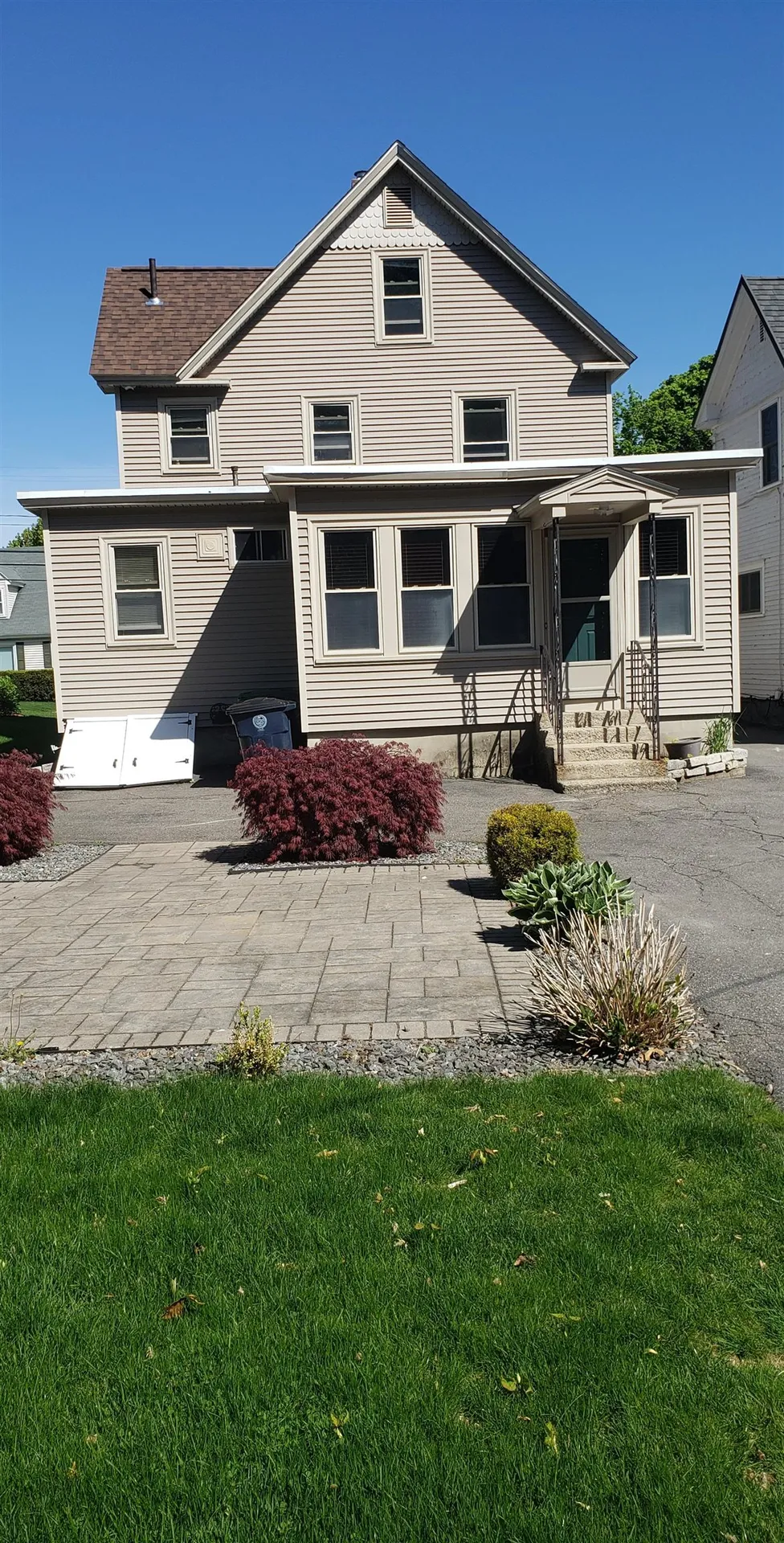 11 Taylor Street Nashua NH 03060